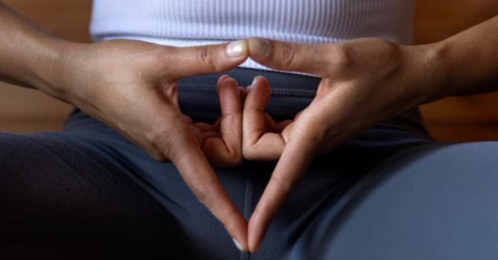 Benefits of Yoni Mudra and How to Do? 3 Yoni Mudra