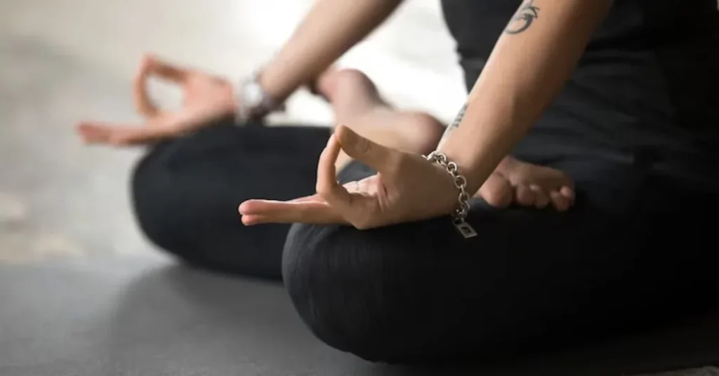 Hand Mudras for Meditation to Improve Focus and Energy 12 How to Practice Hand Mudras