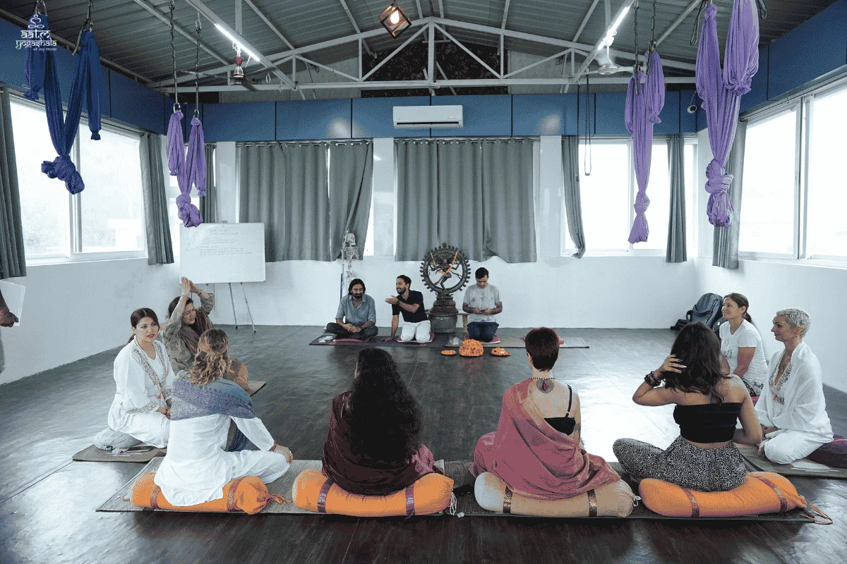 Yoga philosophy and theory session during 300 hour yoga teacher training in Rishikesh
