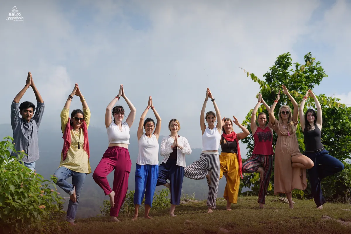 Scenic Himalayan yoga and meditation retreat session in Rishikesh, Uttarakhand, India