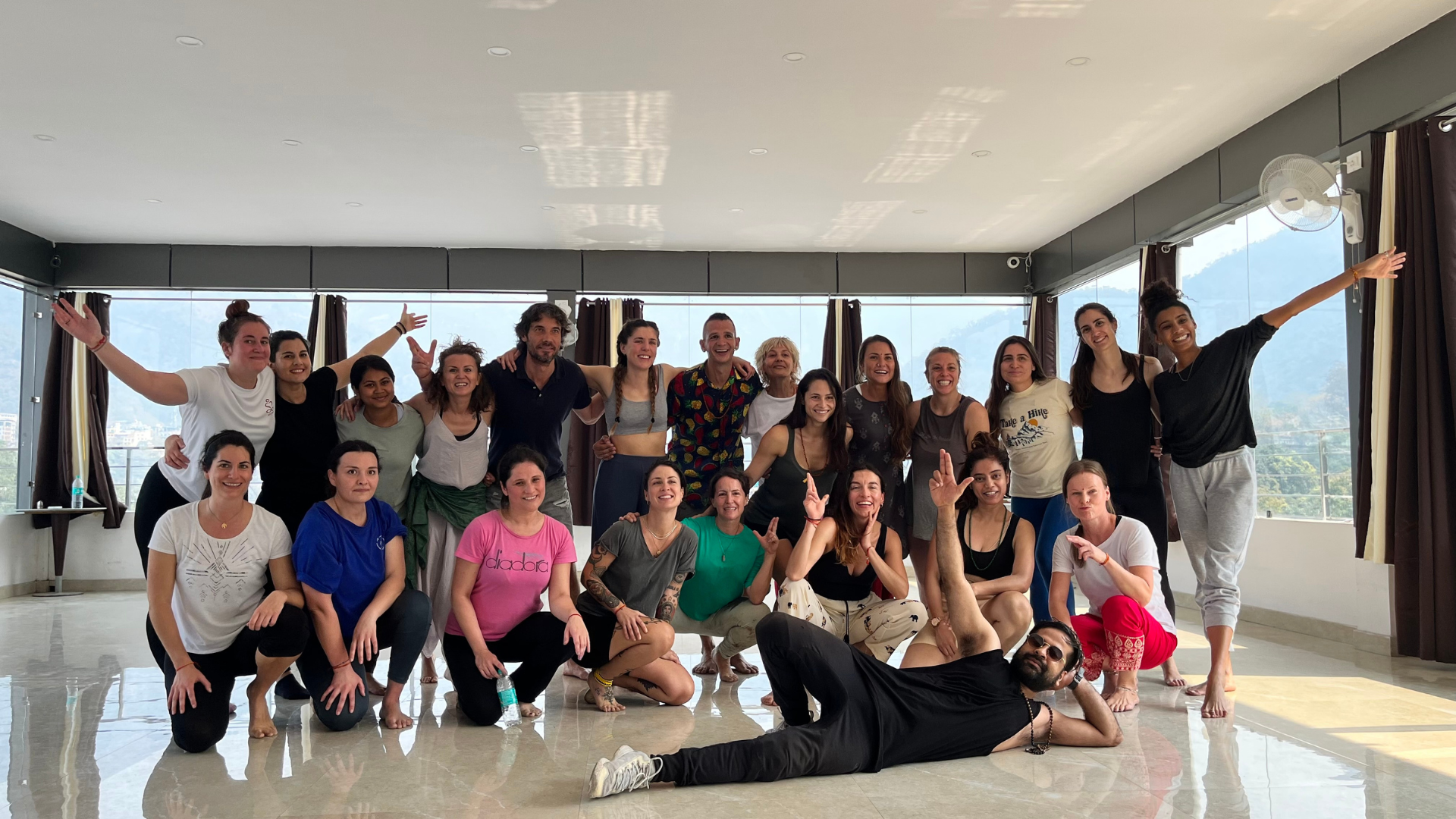 dance class yoga retreat rishikesh bollywood classical dance session india