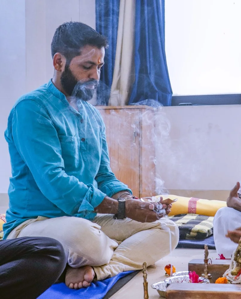 amit-yogi
