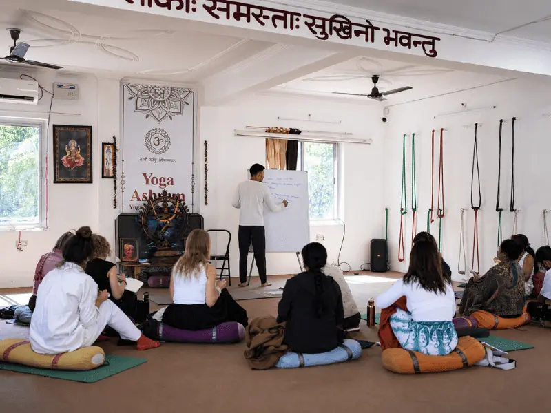 Students learning Ayurveda course in Rishikesh
