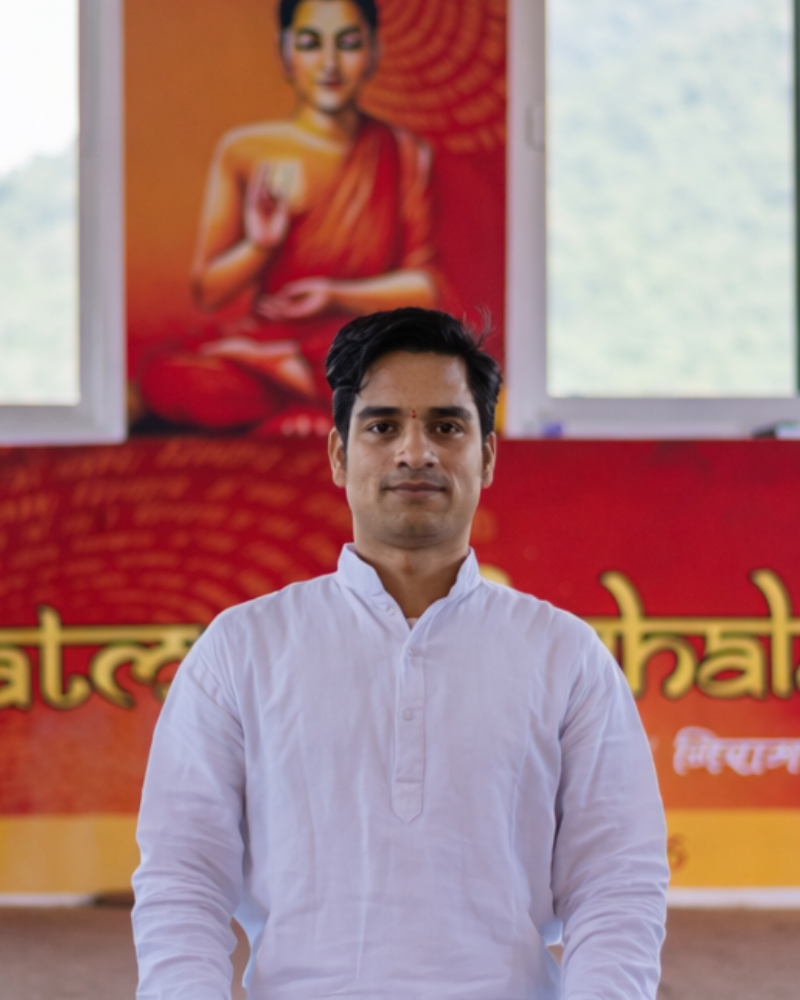 Yogi Ravi Bisht