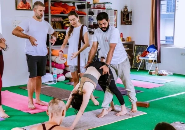 yoga-teacher-training-in-rishikesh