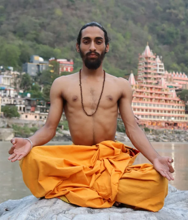 Yogi Kamesh Bhatt Ji teaching online yoga