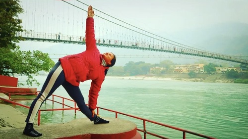 yogini-priya-kaintura-rishikesh-india